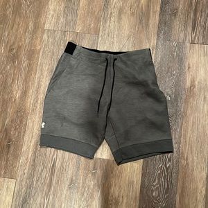 Under Armour grey Shorts